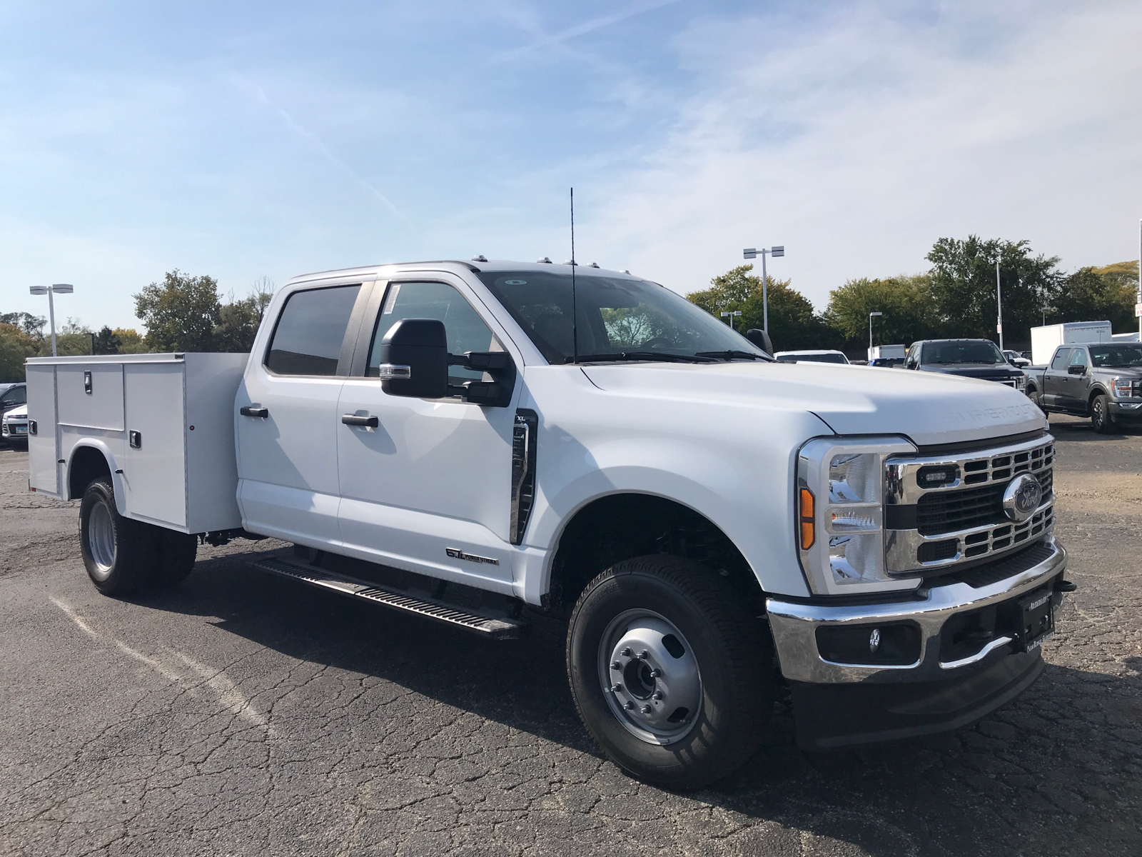 2024 Ford Super Duty F-350 DRW XL 1