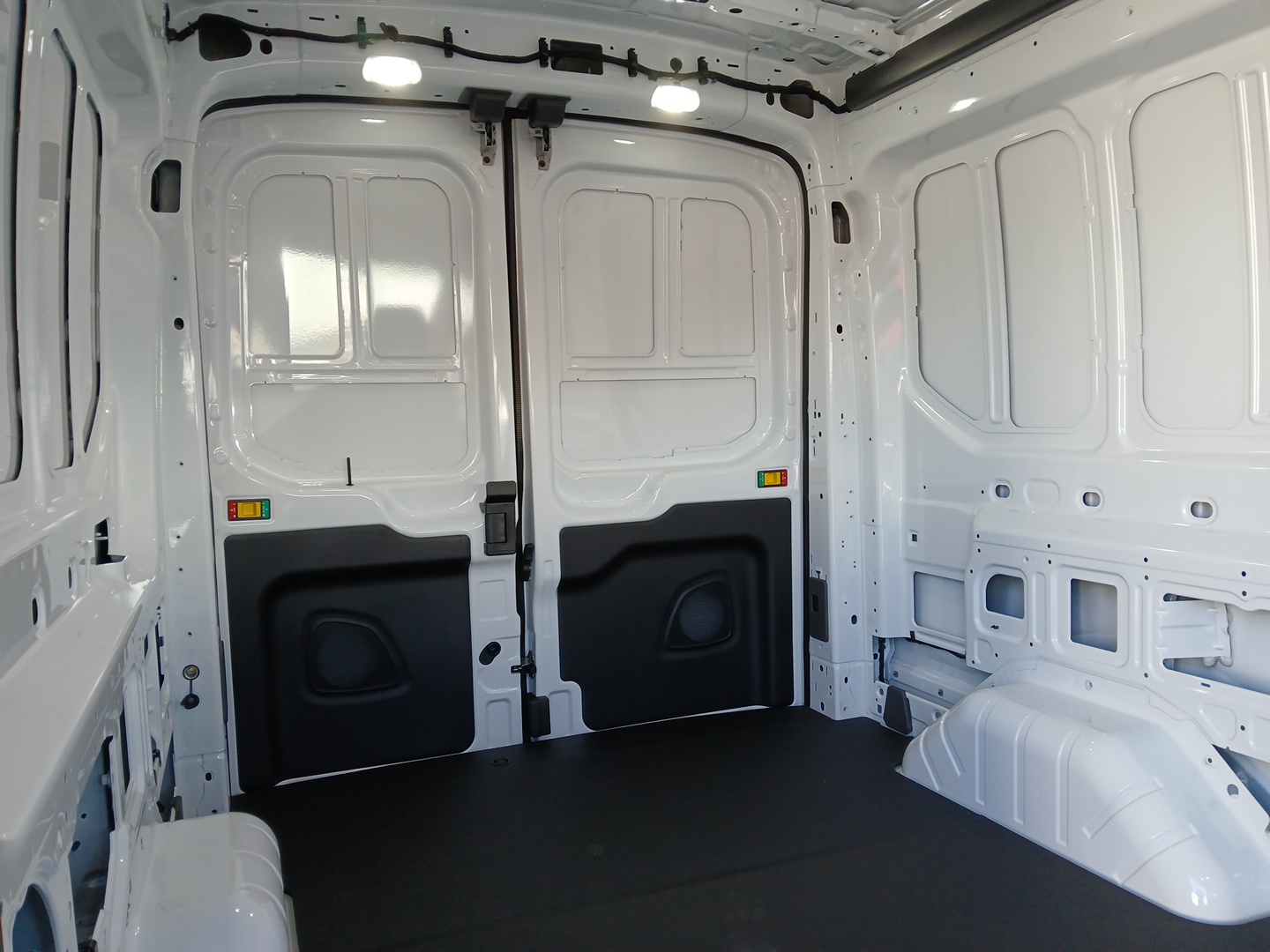 2024 Ford Transit Cargo Van  15