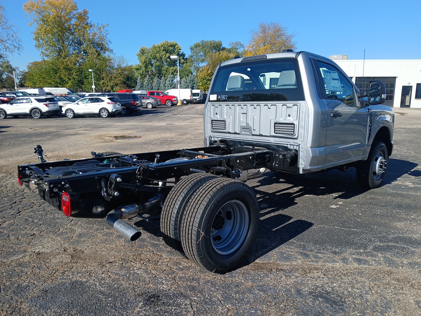 2024 Ford Super Duty F-350 DRW XL 3