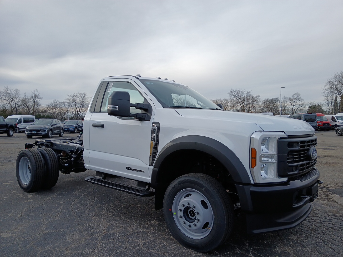 2024 Ford Super Duty F-550 DRW XL 1