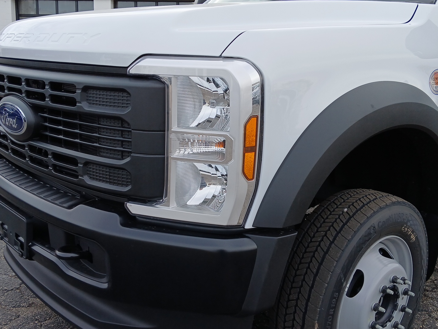 2024 Ford Super Duty F-550 DRW XL 22