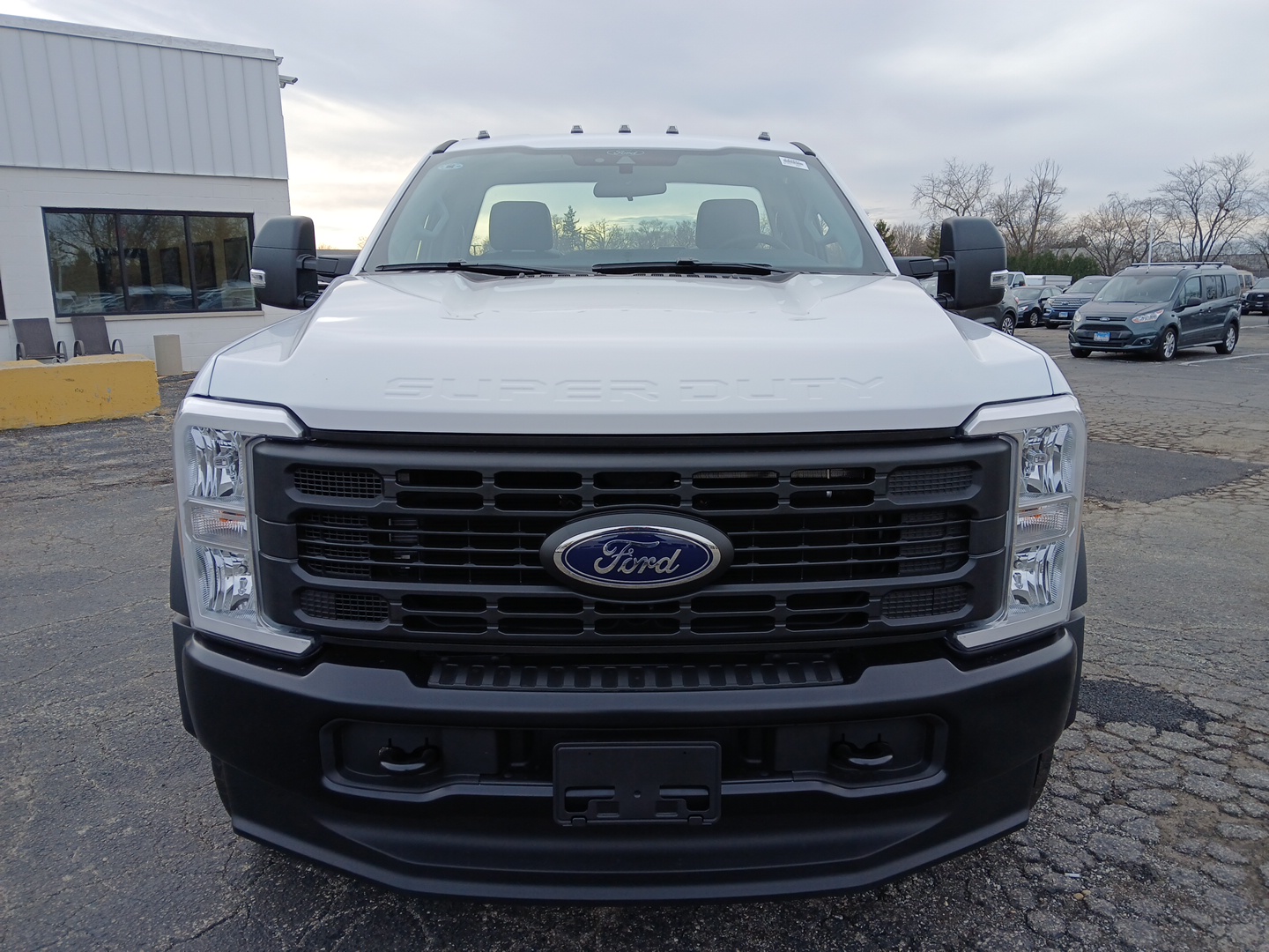 2024 Ford Super Duty F-550 DRW XL 23