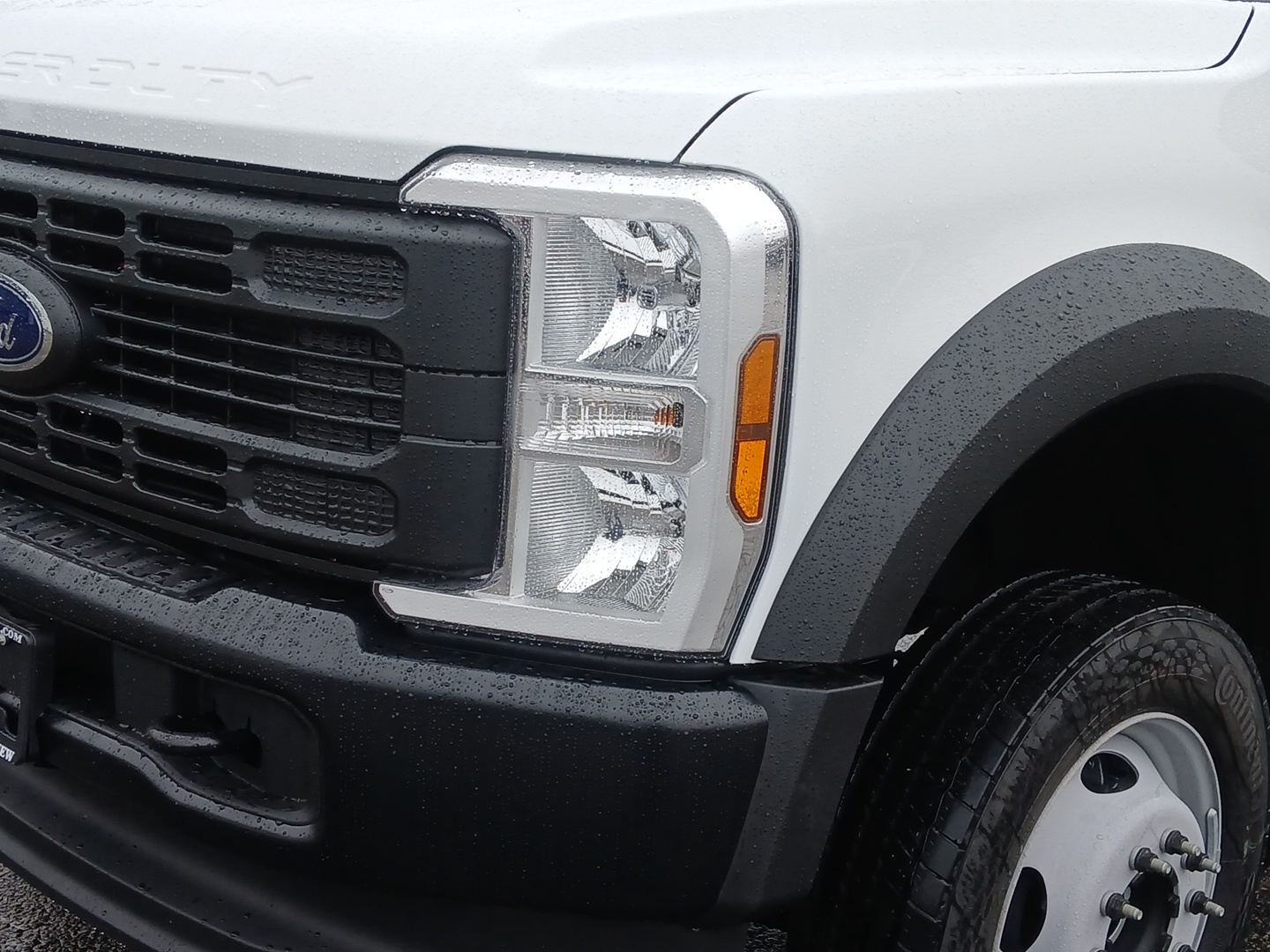 2024 Ford Super Duty F-550 DRW XL 22