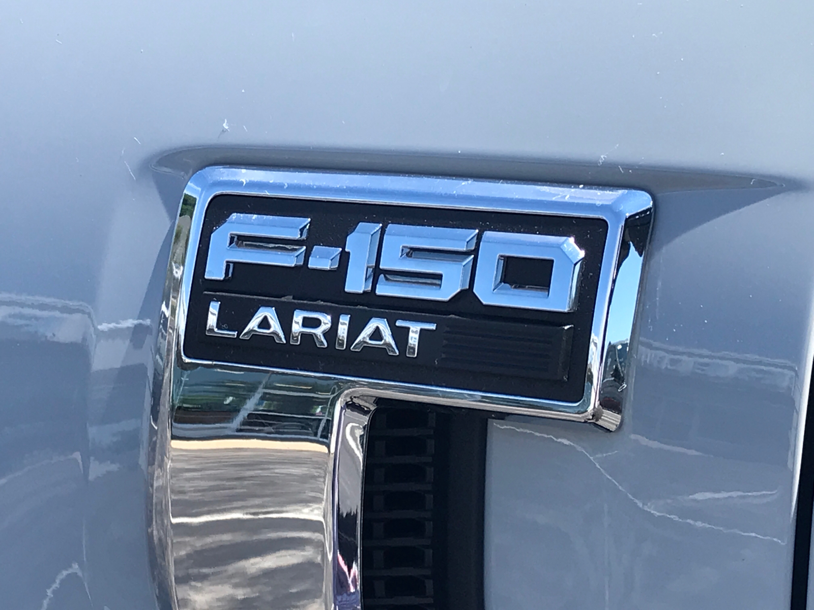 2023 Ford F-150 LARIAT 24