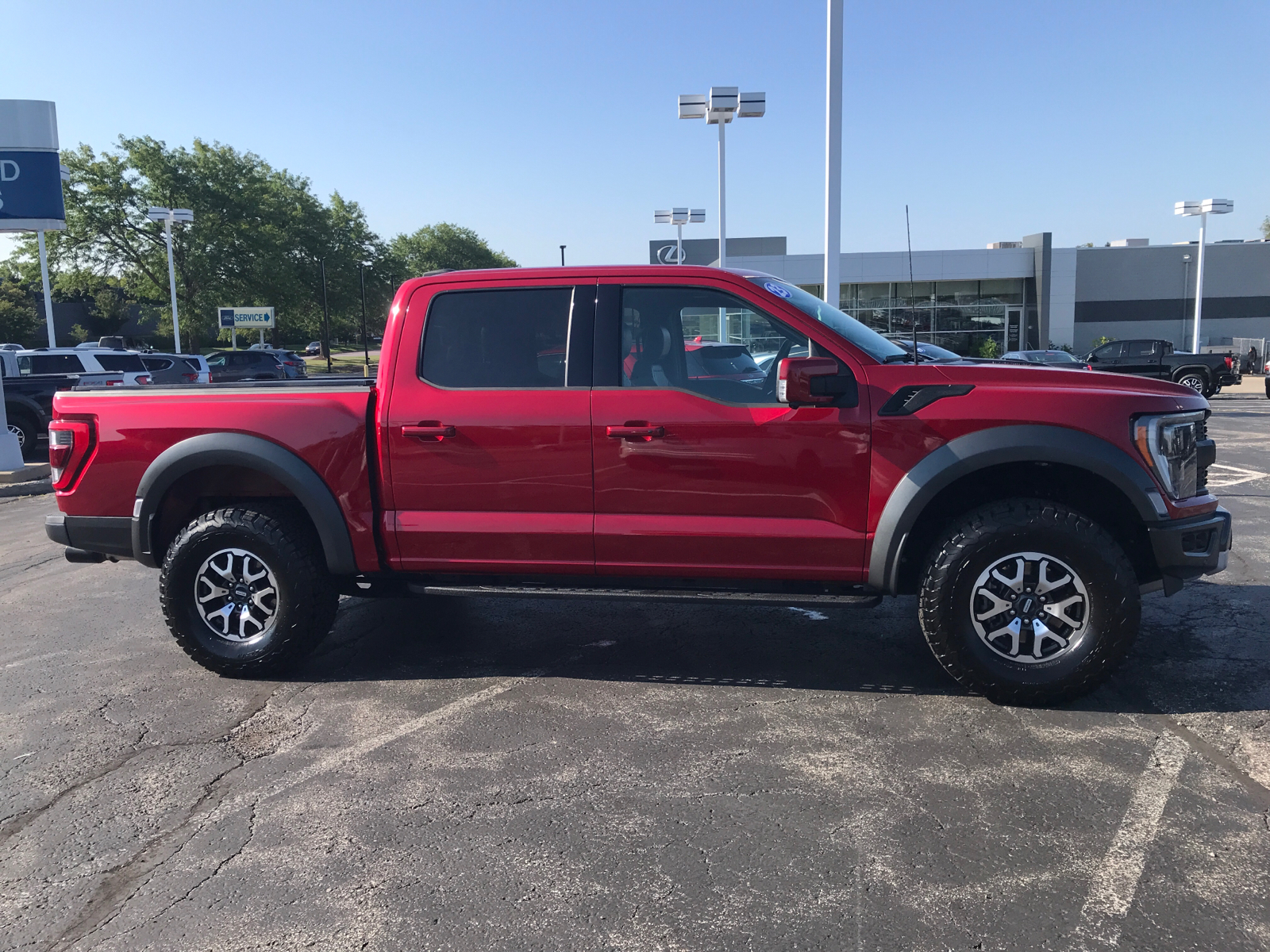 2023 Ford F-150 Raptor 2