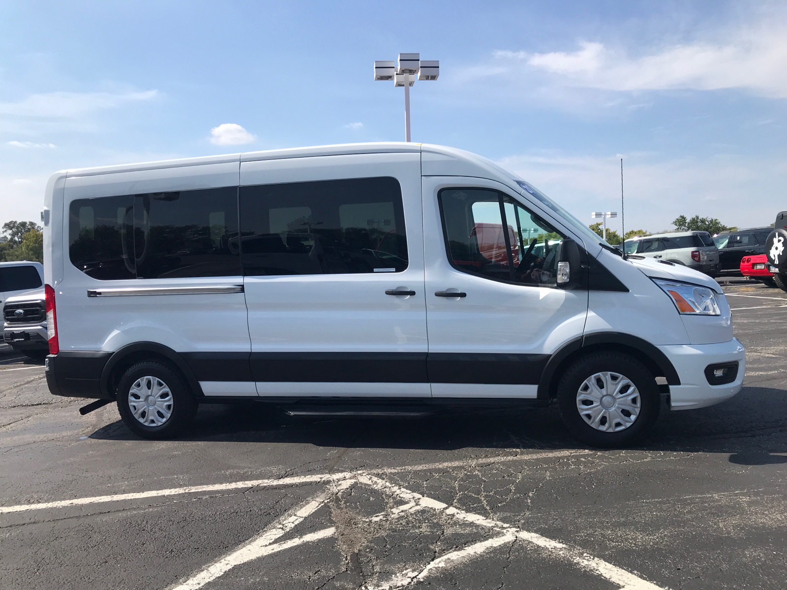 2021 Ford Transit Passenger Wagon XLT 2