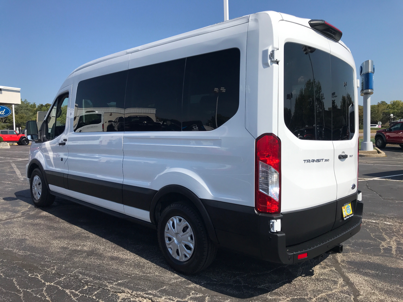 2021 Ford Transit Passenger Wagon XLT 4