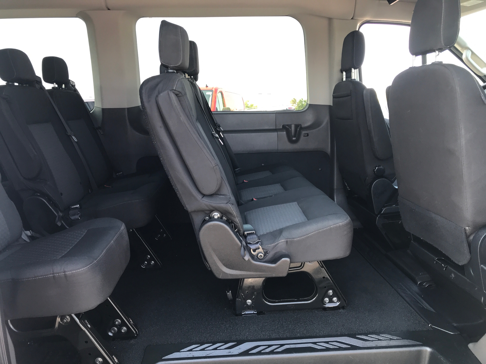 2021 Ford Transit Passenger Wagon XLT 18