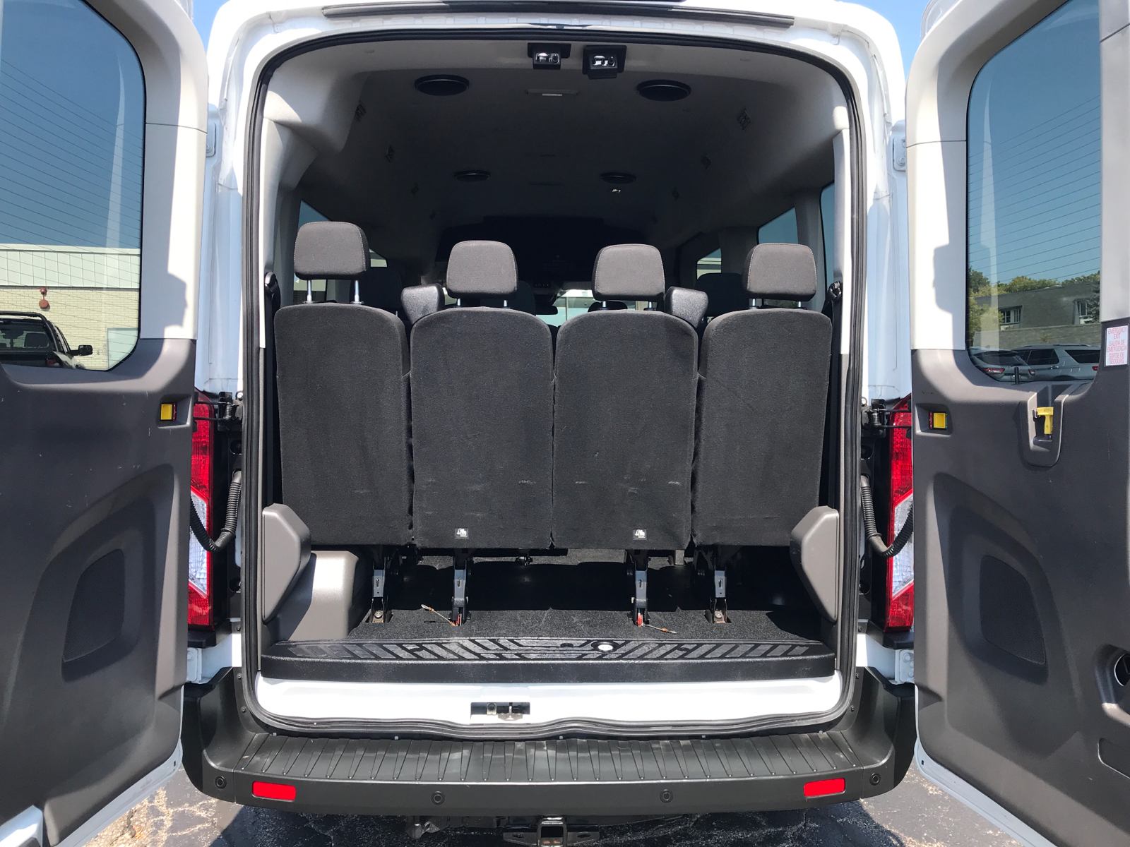 2021 Ford Transit Passenger Wagon XLT 21