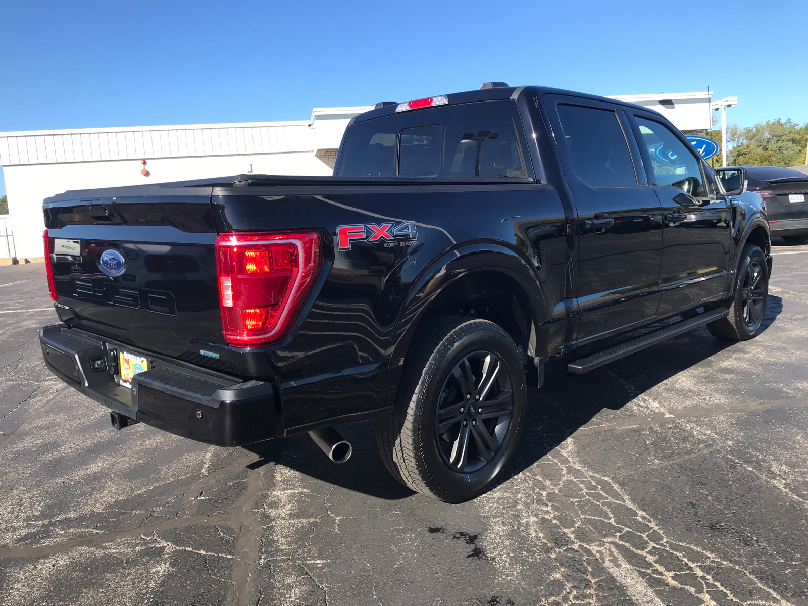 2022 Ford F-150 XLT 3