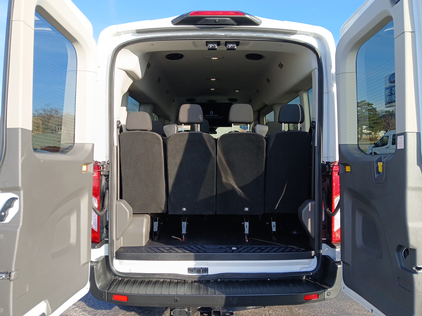 2022 Ford Transit Passenger Wagon XLT 20