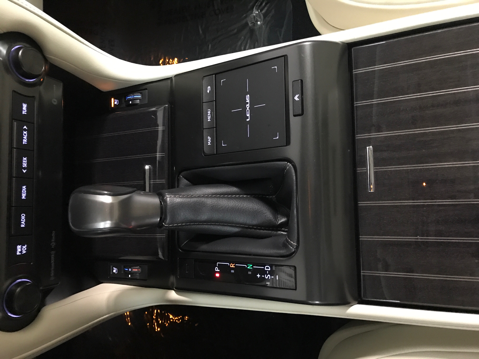2022 Lexus GX GX 460 Premium 16