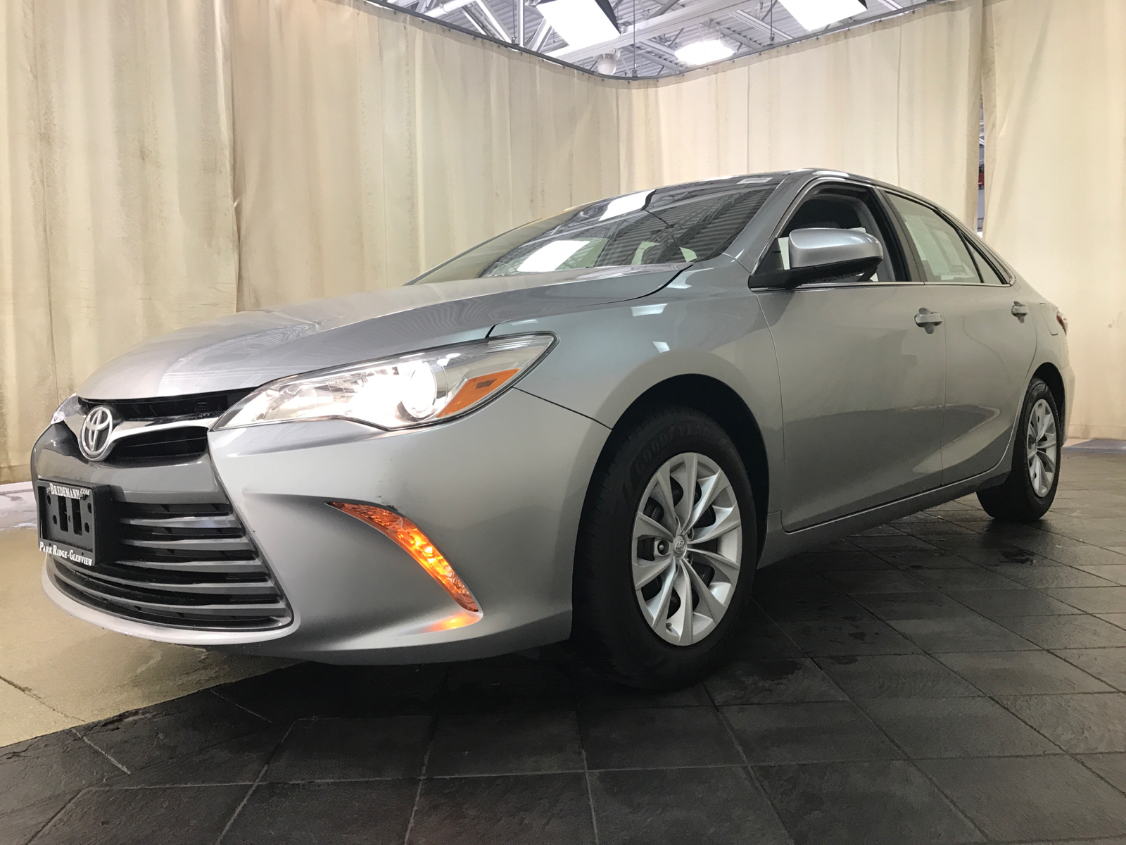 2015 Toyota Camry XLE 5