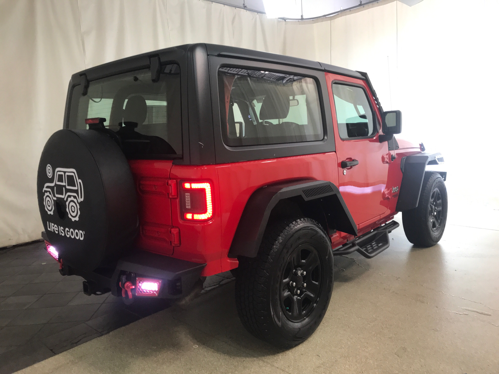 2019 Jeep Wrangler Sport 3