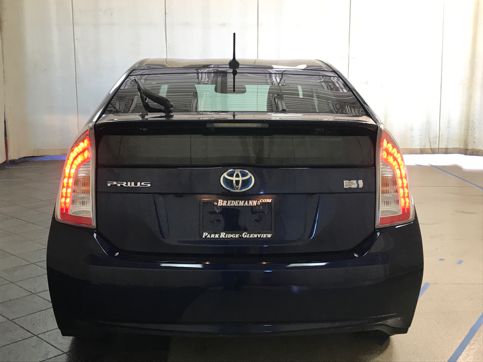 2015 Toyota Prius  23