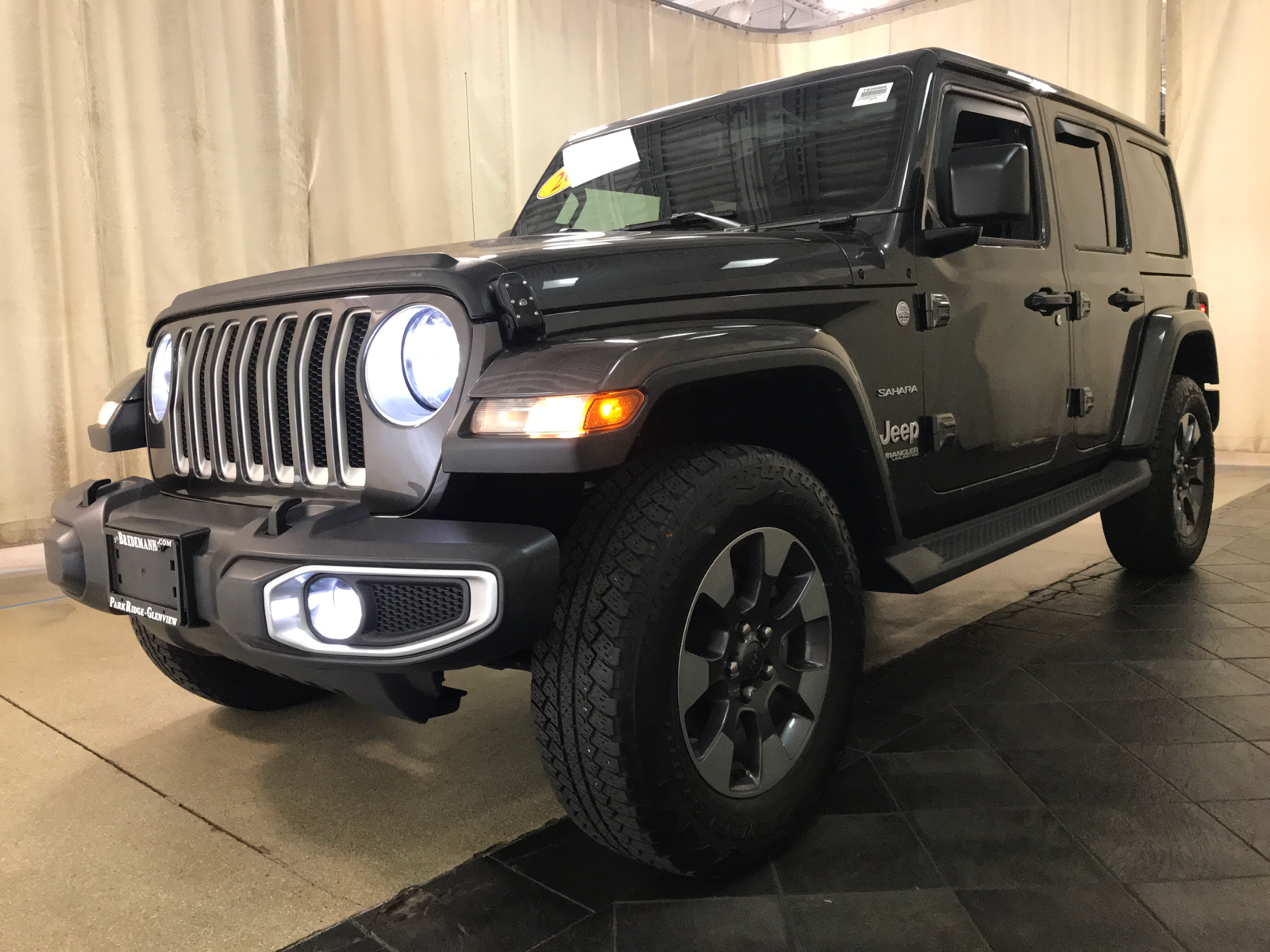 2018 Jeep Wrangler Unlimited Sahara 5