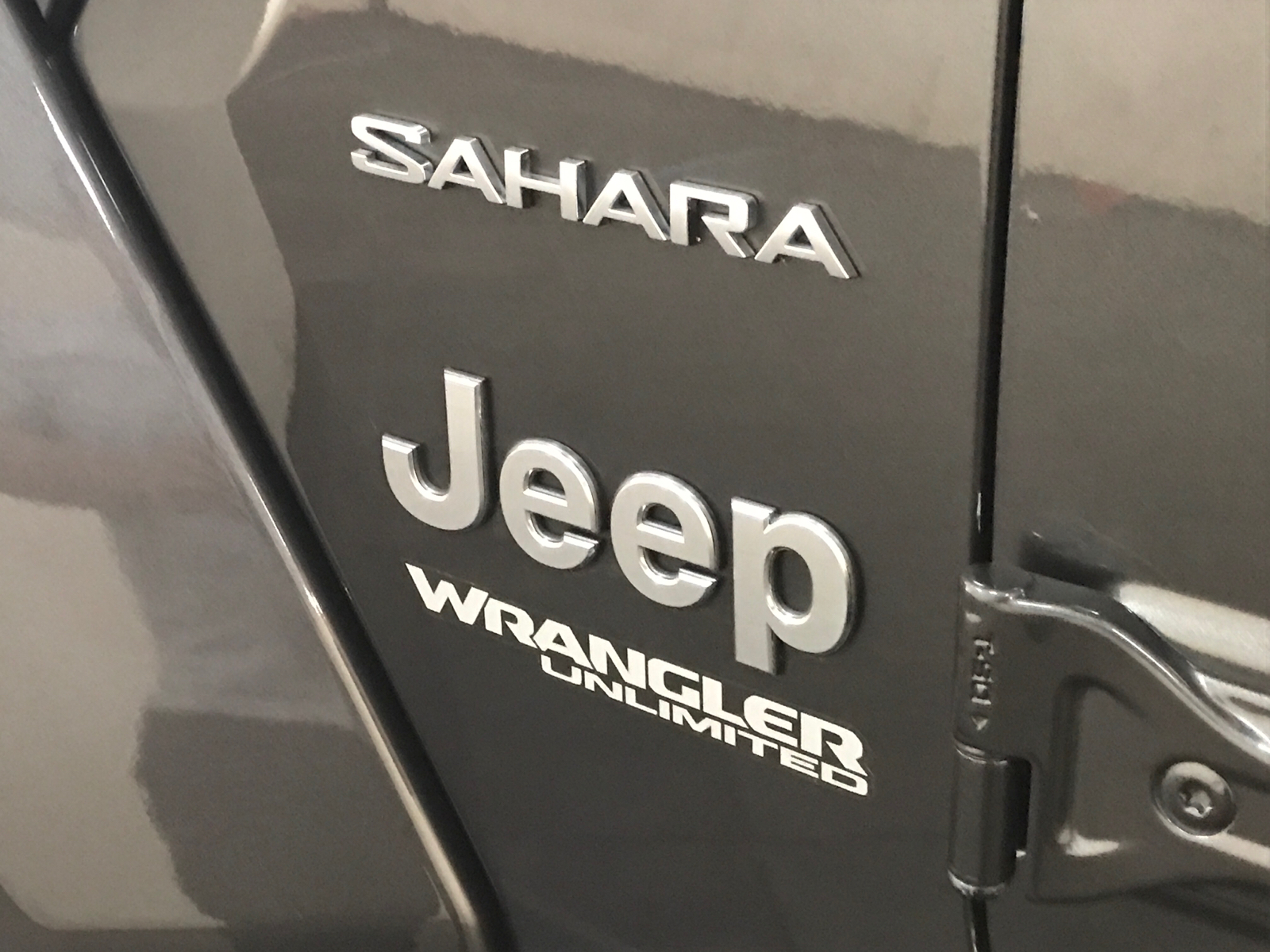 2018 Jeep Wrangler Unlimited Sahara 24