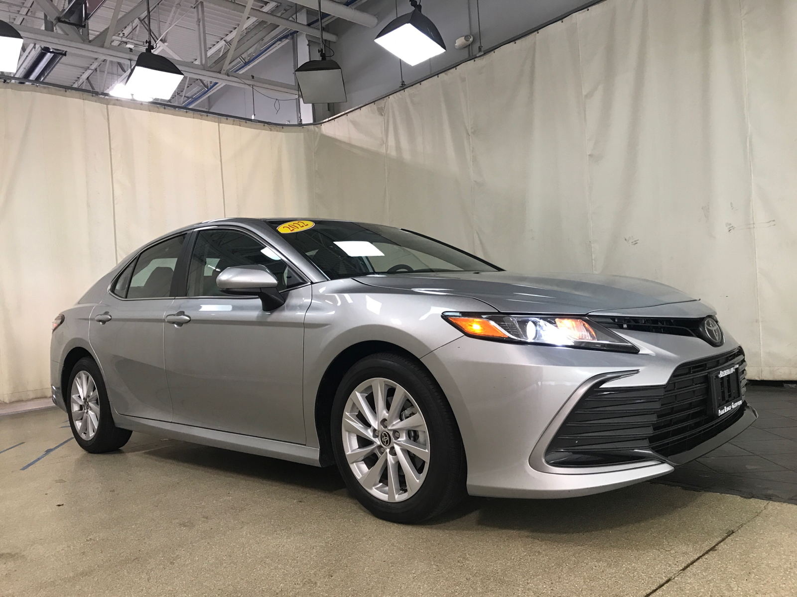 2022 Toyota Camry LE 1