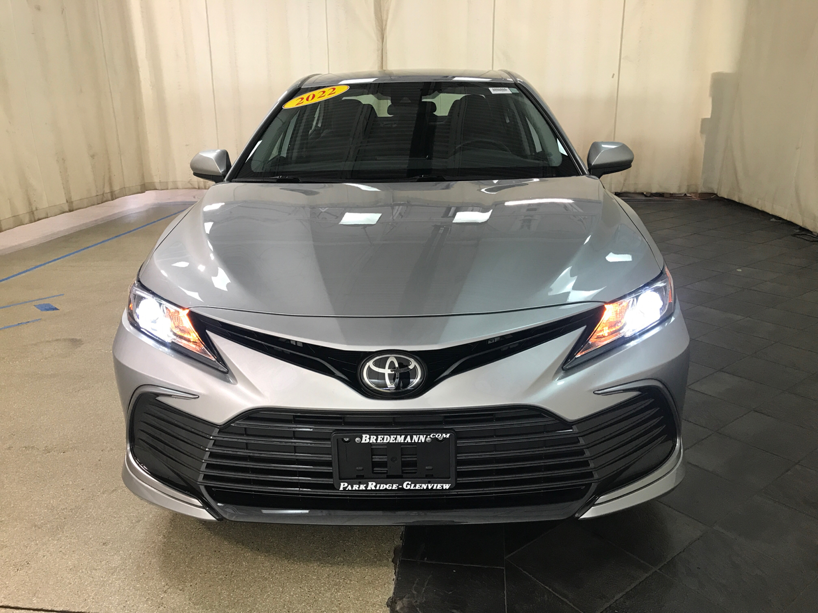 2022 Toyota Camry LE 24