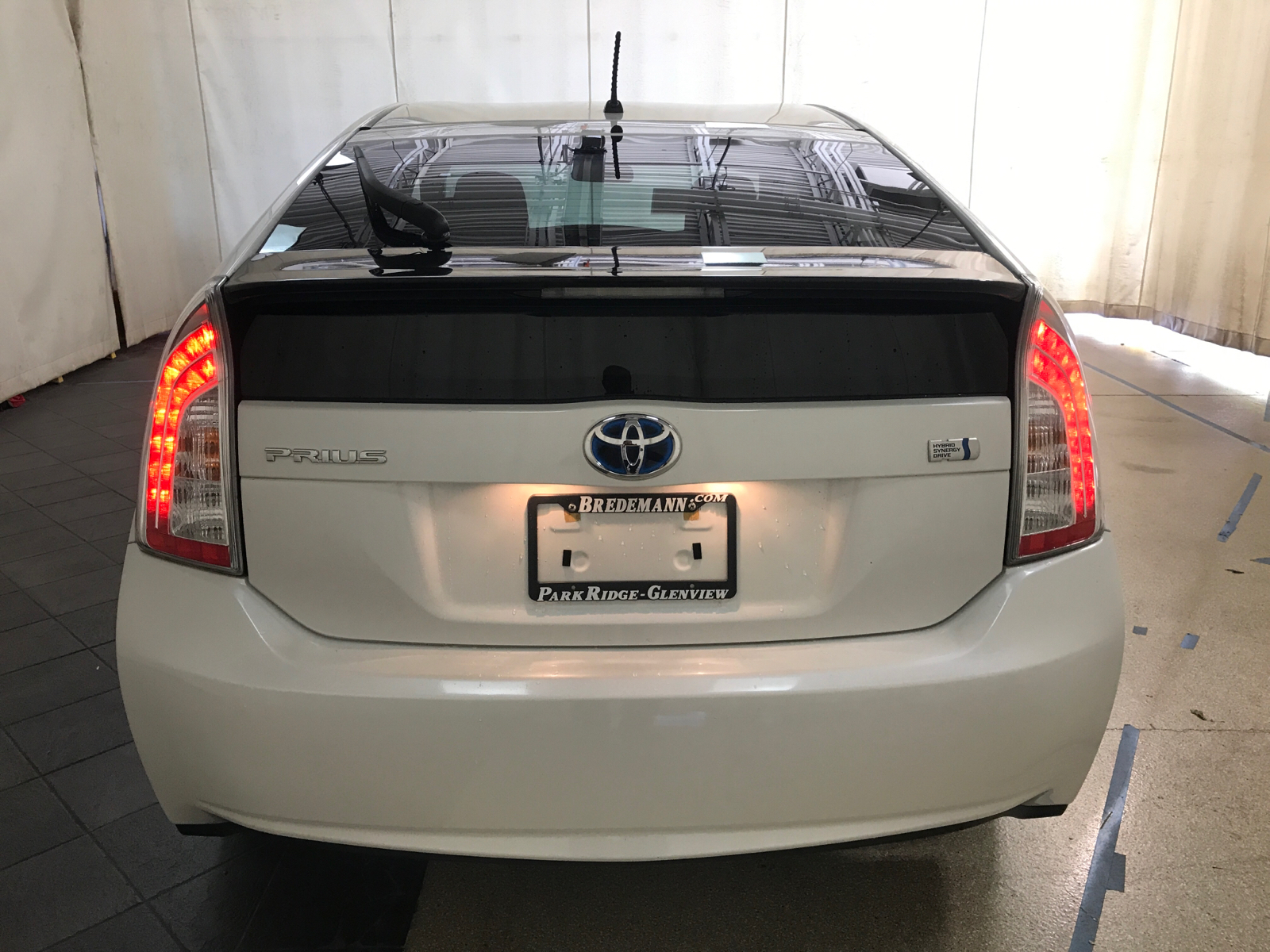 2013 Toyota Prius Two 23