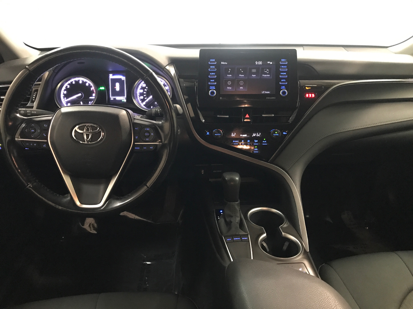 2022 Toyota Camry LE 6