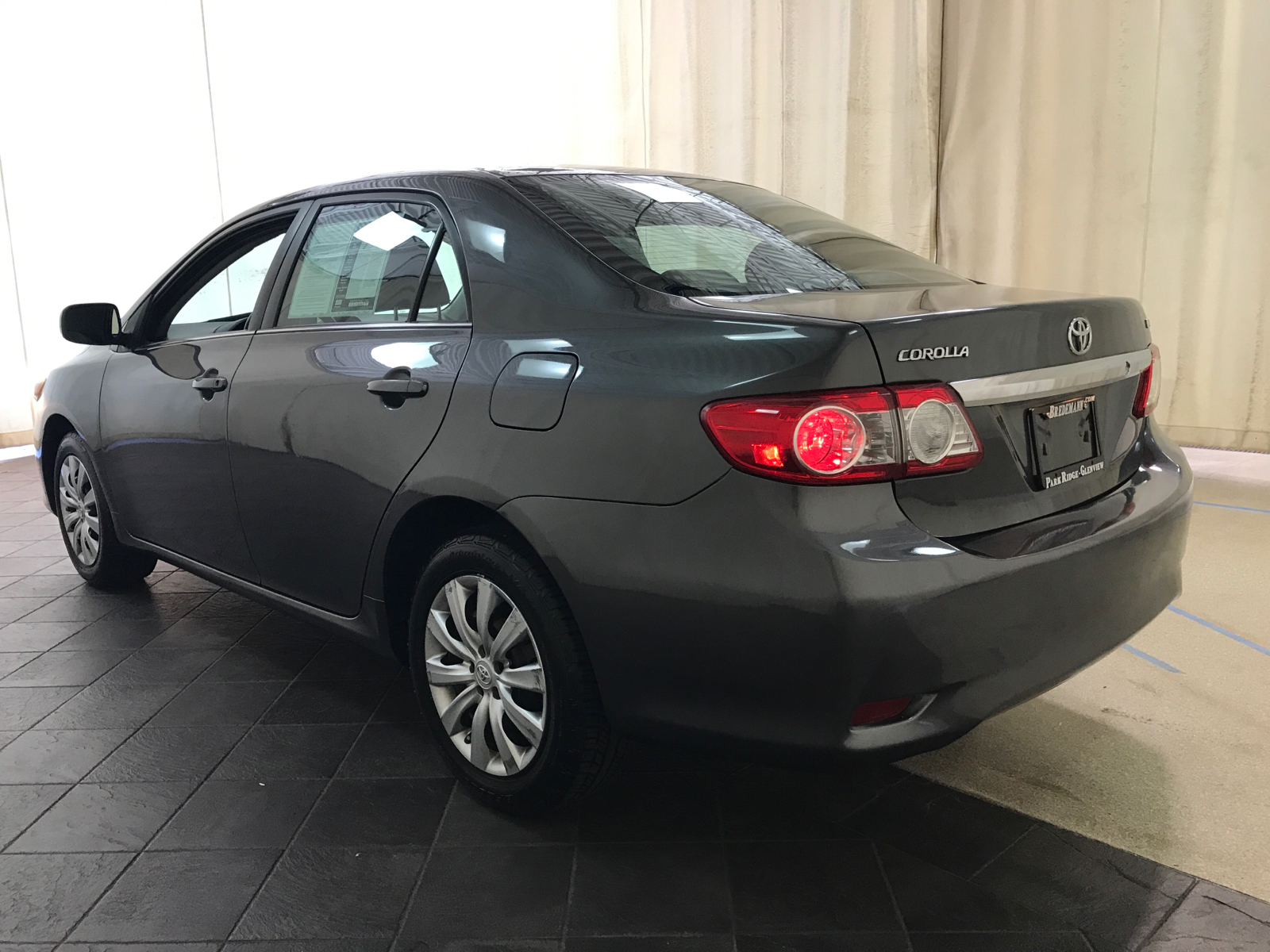 2013 Toyota Corolla LE 4