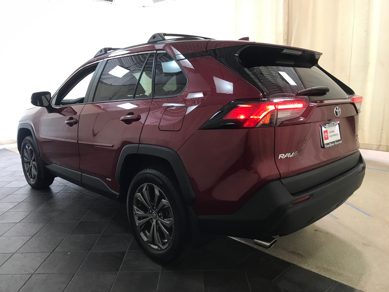 2022 Toyota RAV4 Hybrid XLE Premium 4