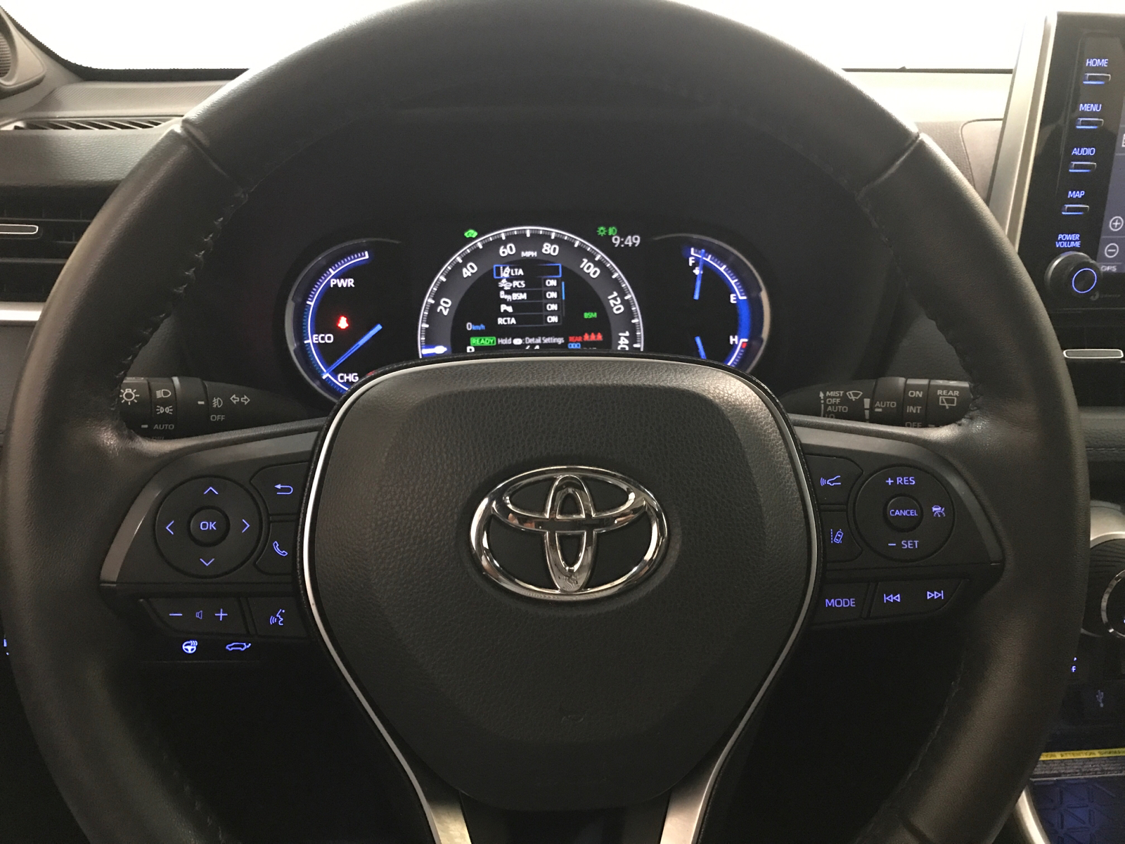 2021 Toyota RAV4 Hybrid XSE 11