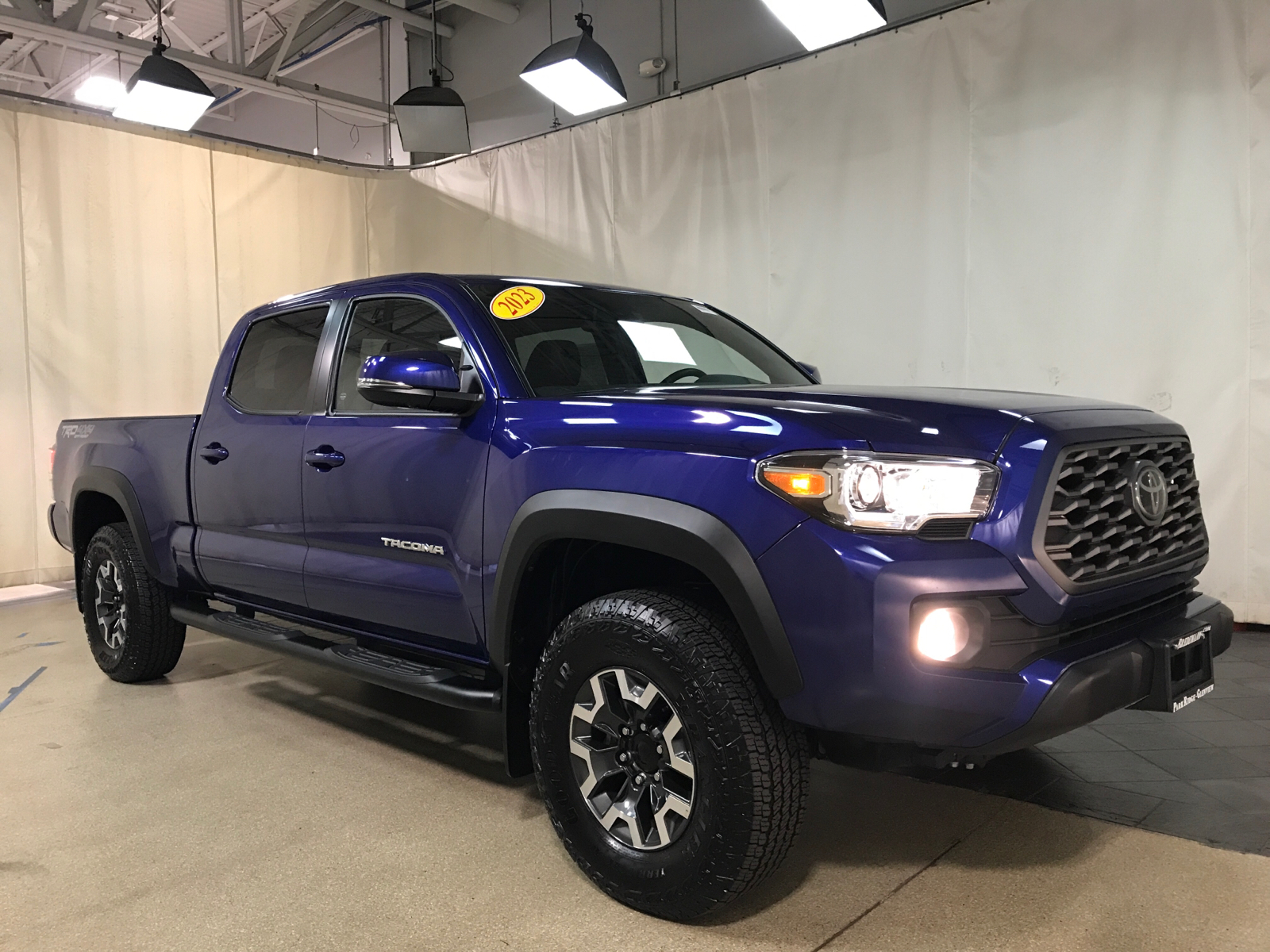 2023 Toyota Tacoma SR5 1