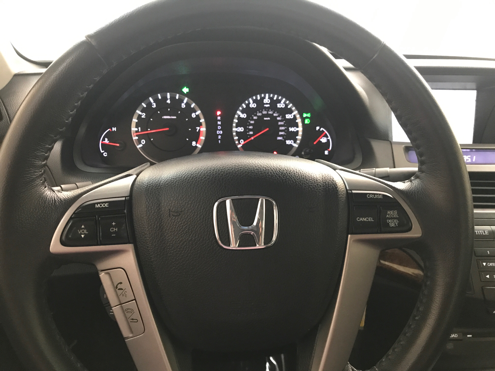 2012 Honda Accord Sdn EX-L 11