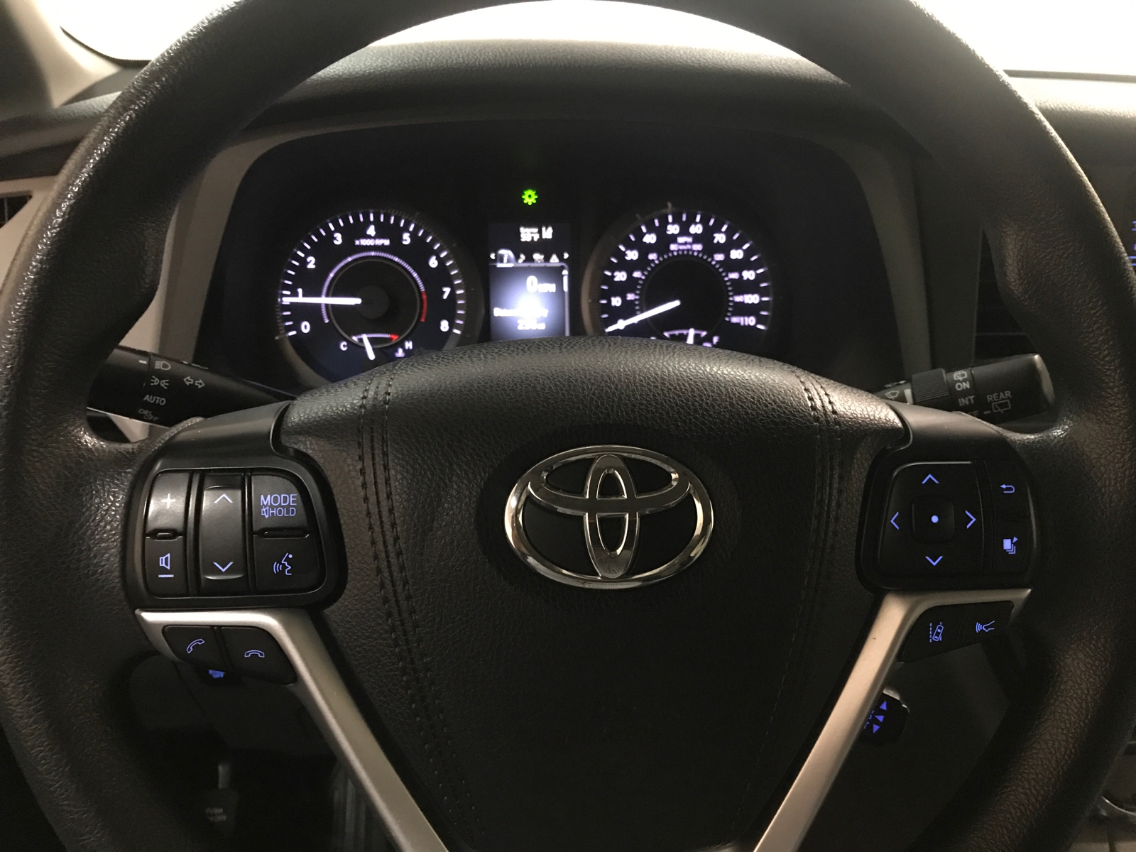 2018 Toyota Sienna  11