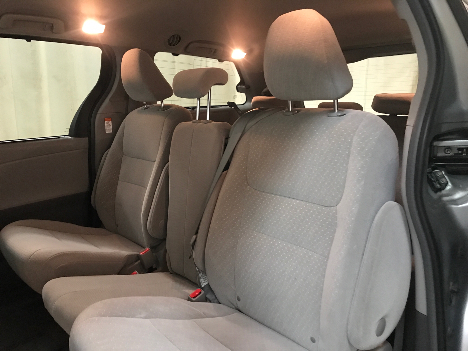 2018 Toyota Sienna  20