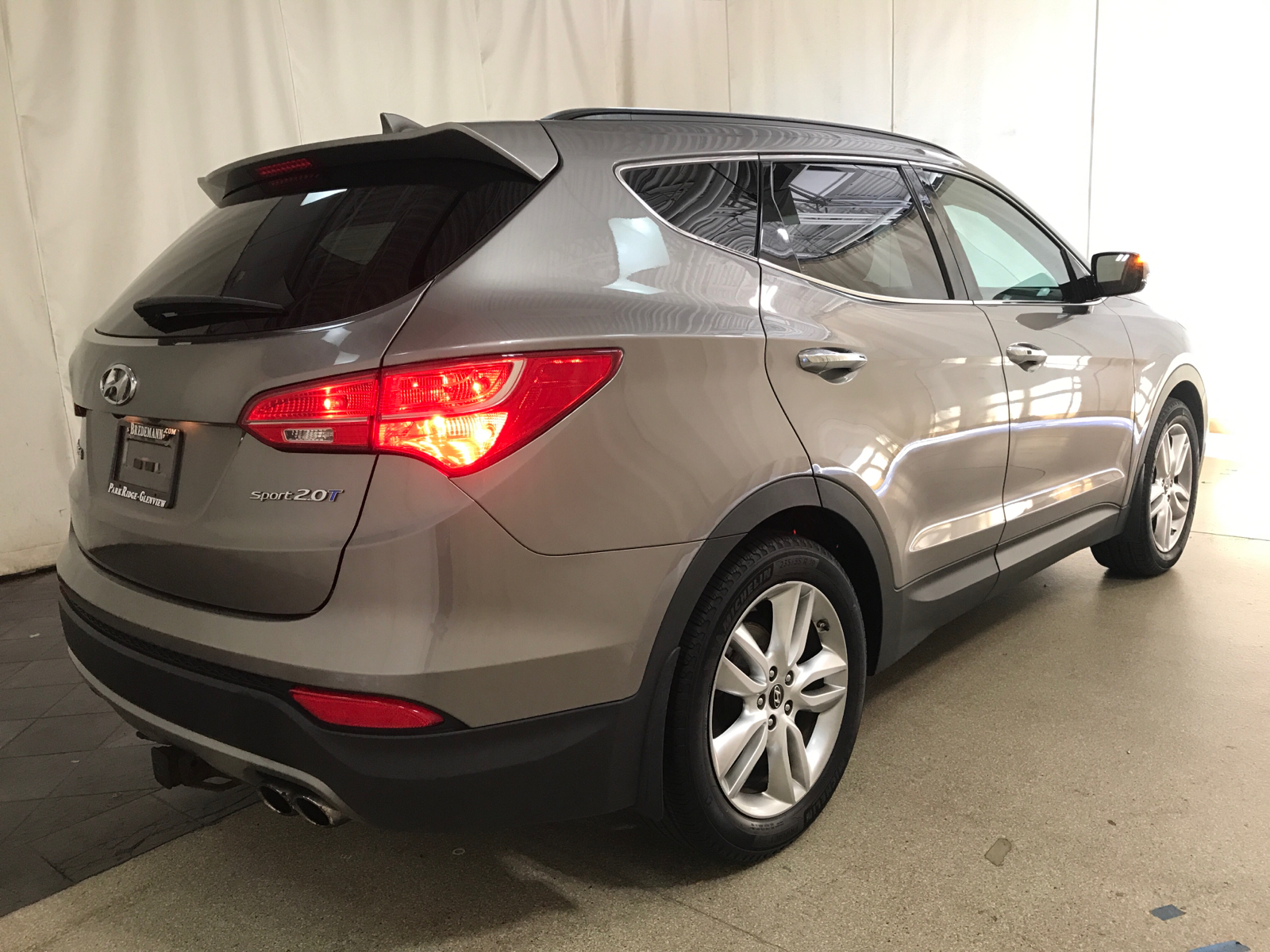 2013 Hyundai Santa Fe 2.0T Sport 3