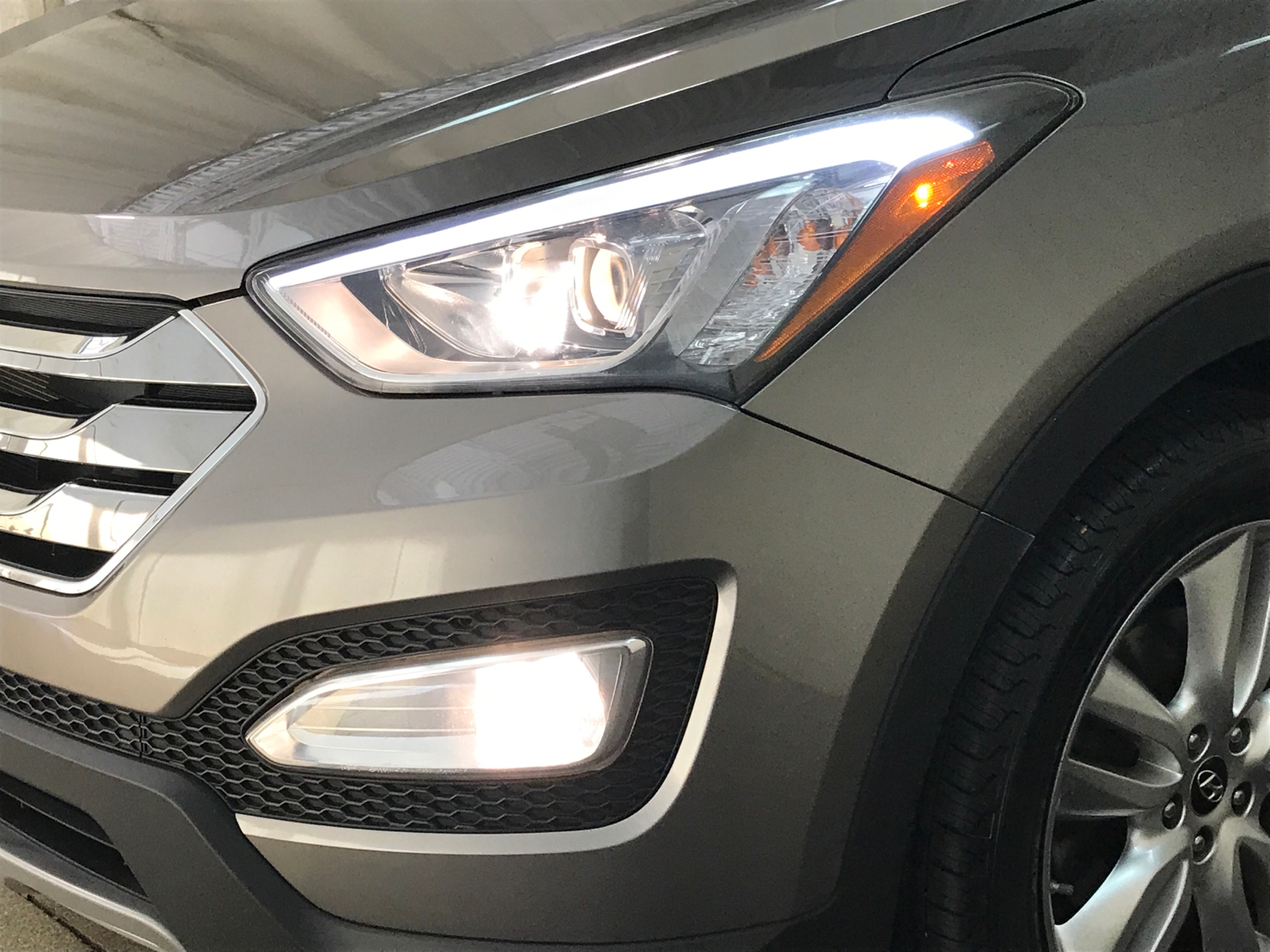 2013 Hyundai Santa Fe 2.0T Sport 27