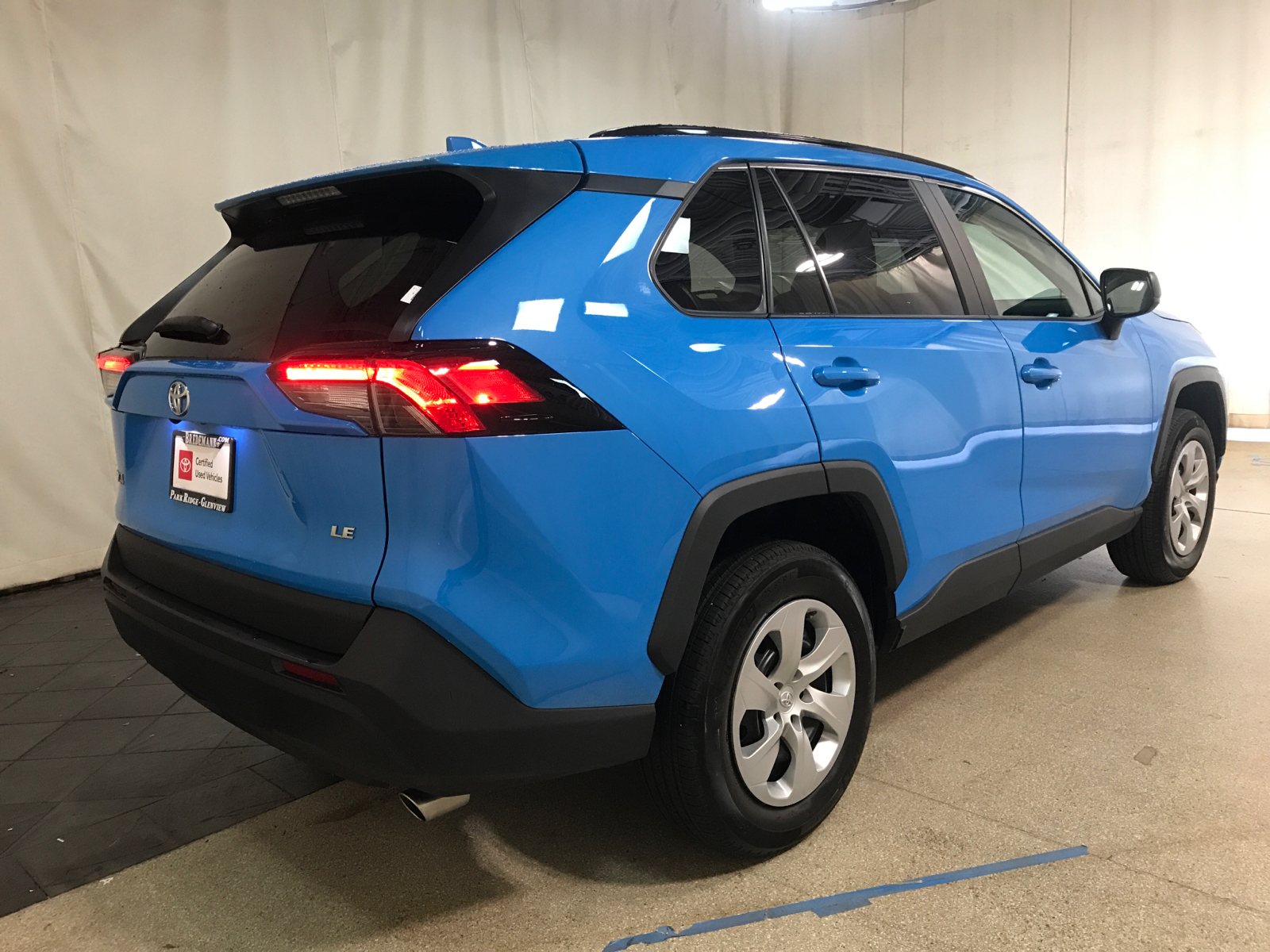 2021 Toyota RAV4 LE 3