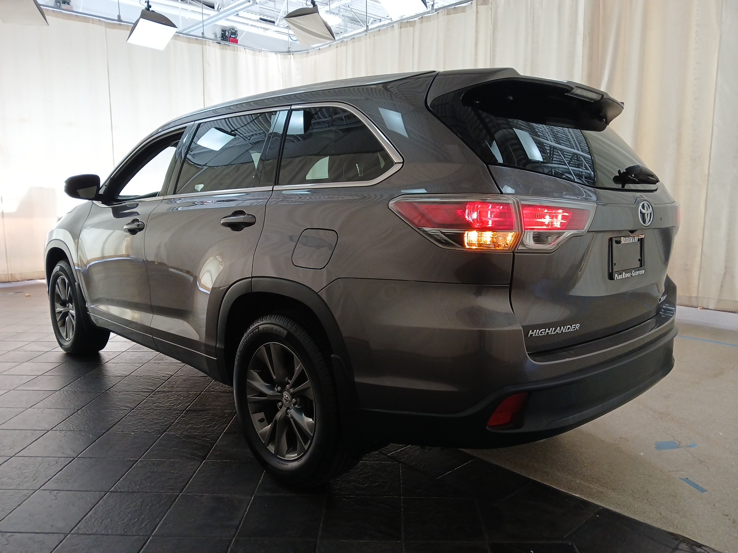 2015 Toyota Highlander XLE 4