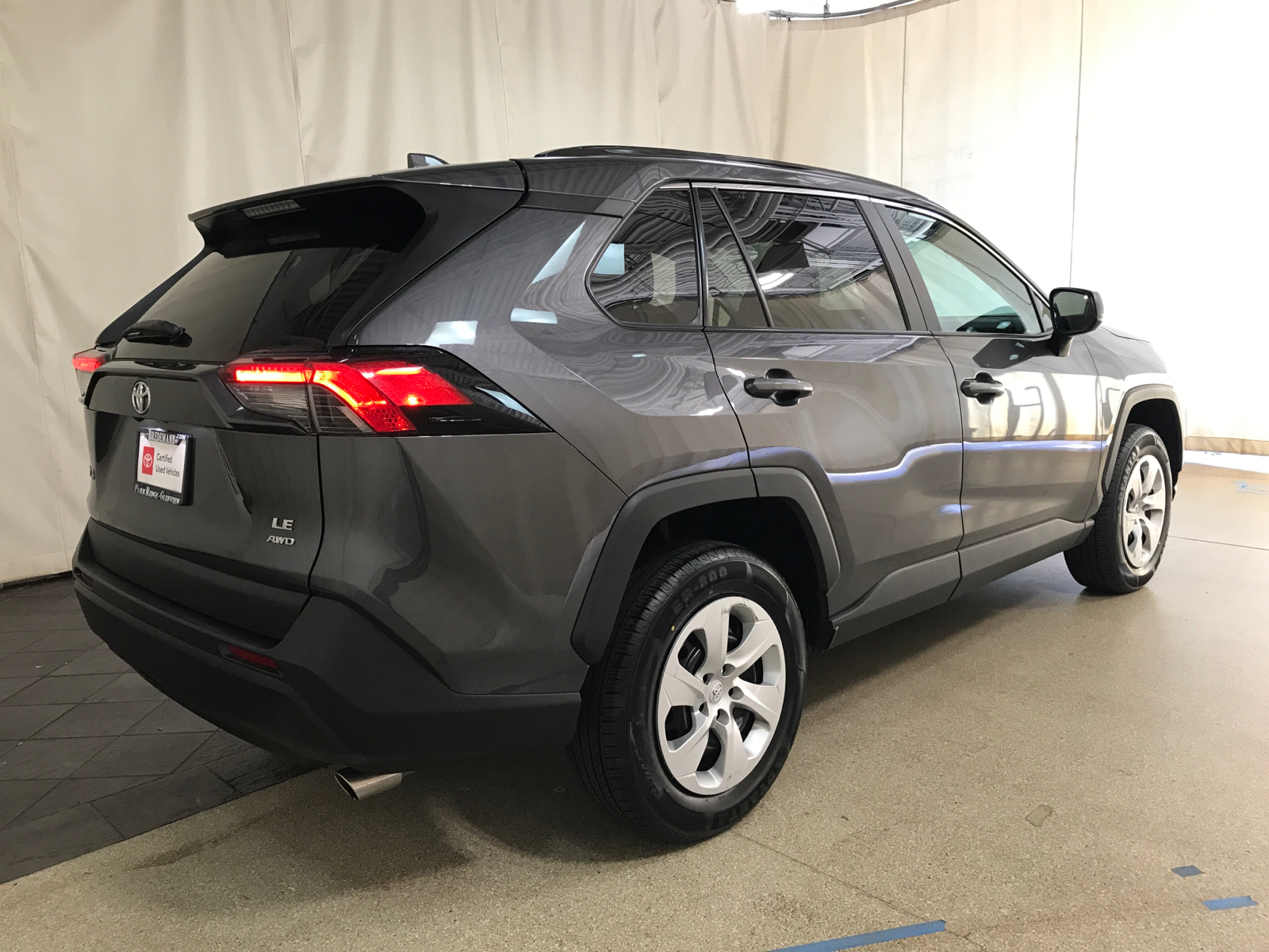 2020 Toyota RAV4 LE 3