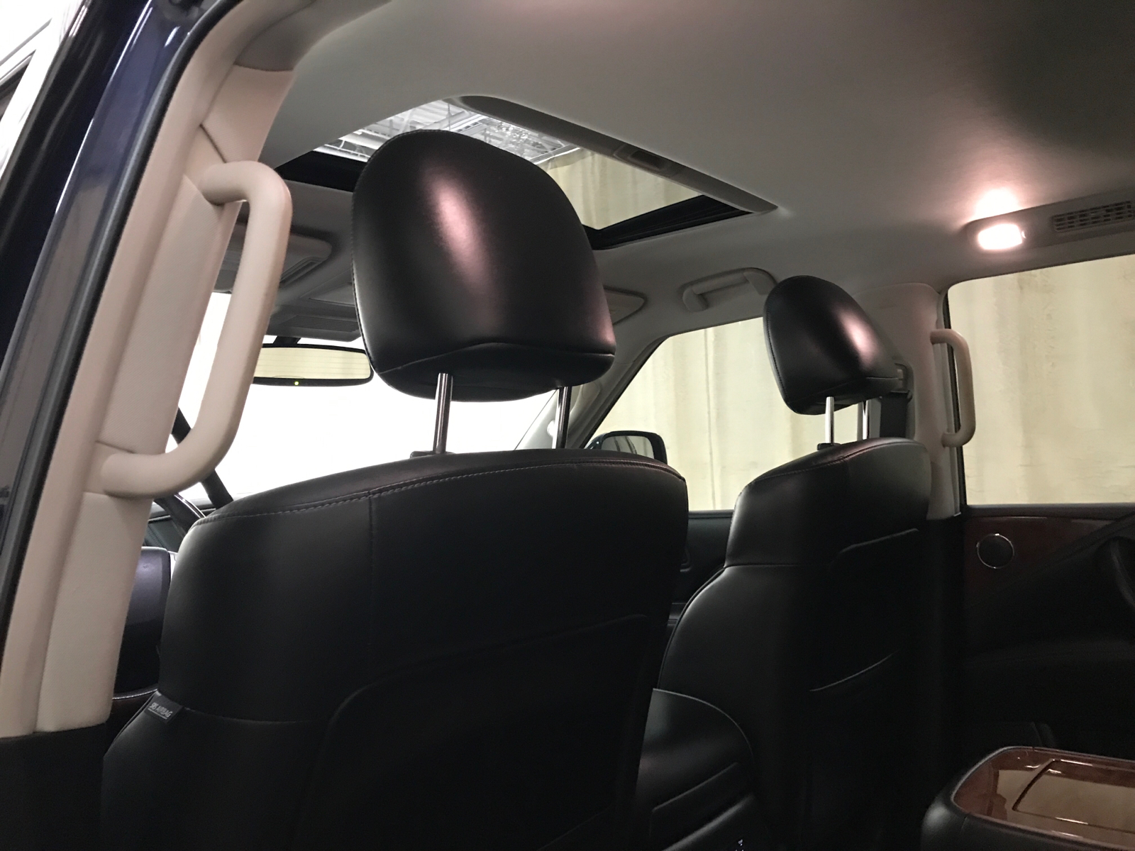 2019 INFINITI QX80 LUXE 22