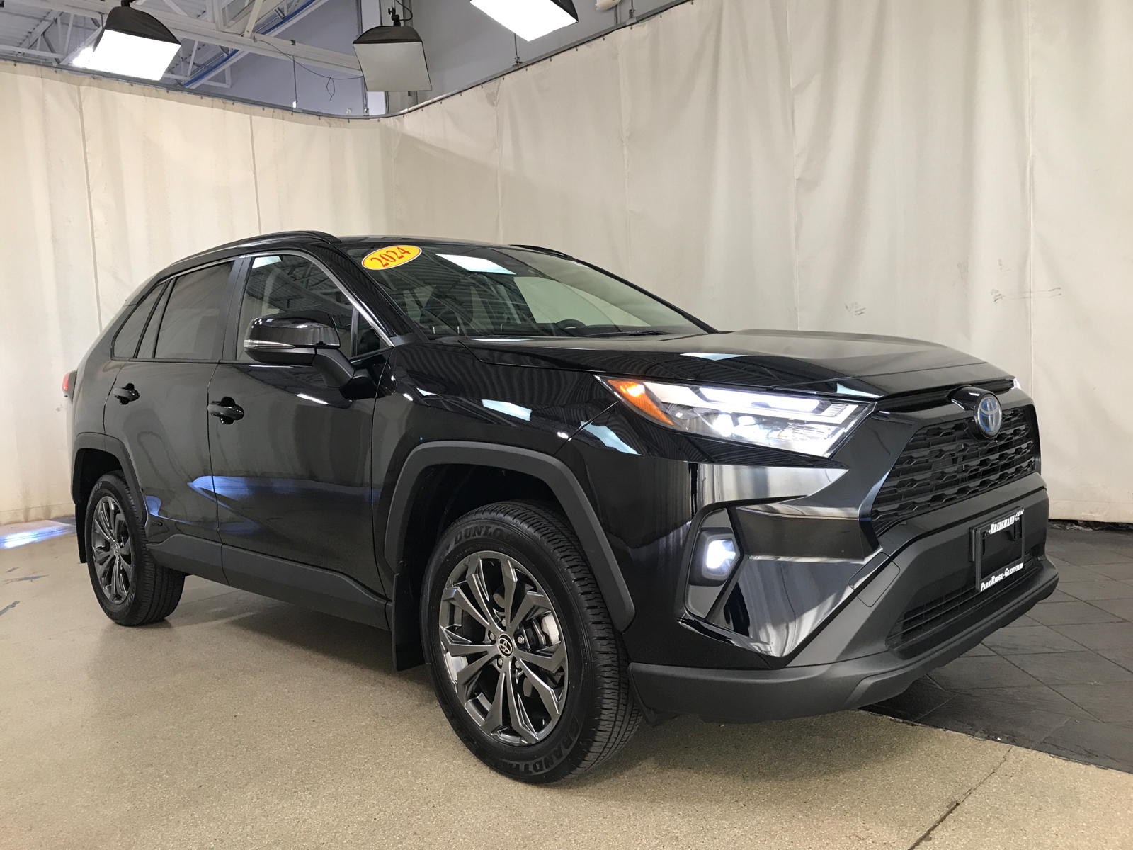 2024 Toyota RAV4 Hybrid XLE Premium 1