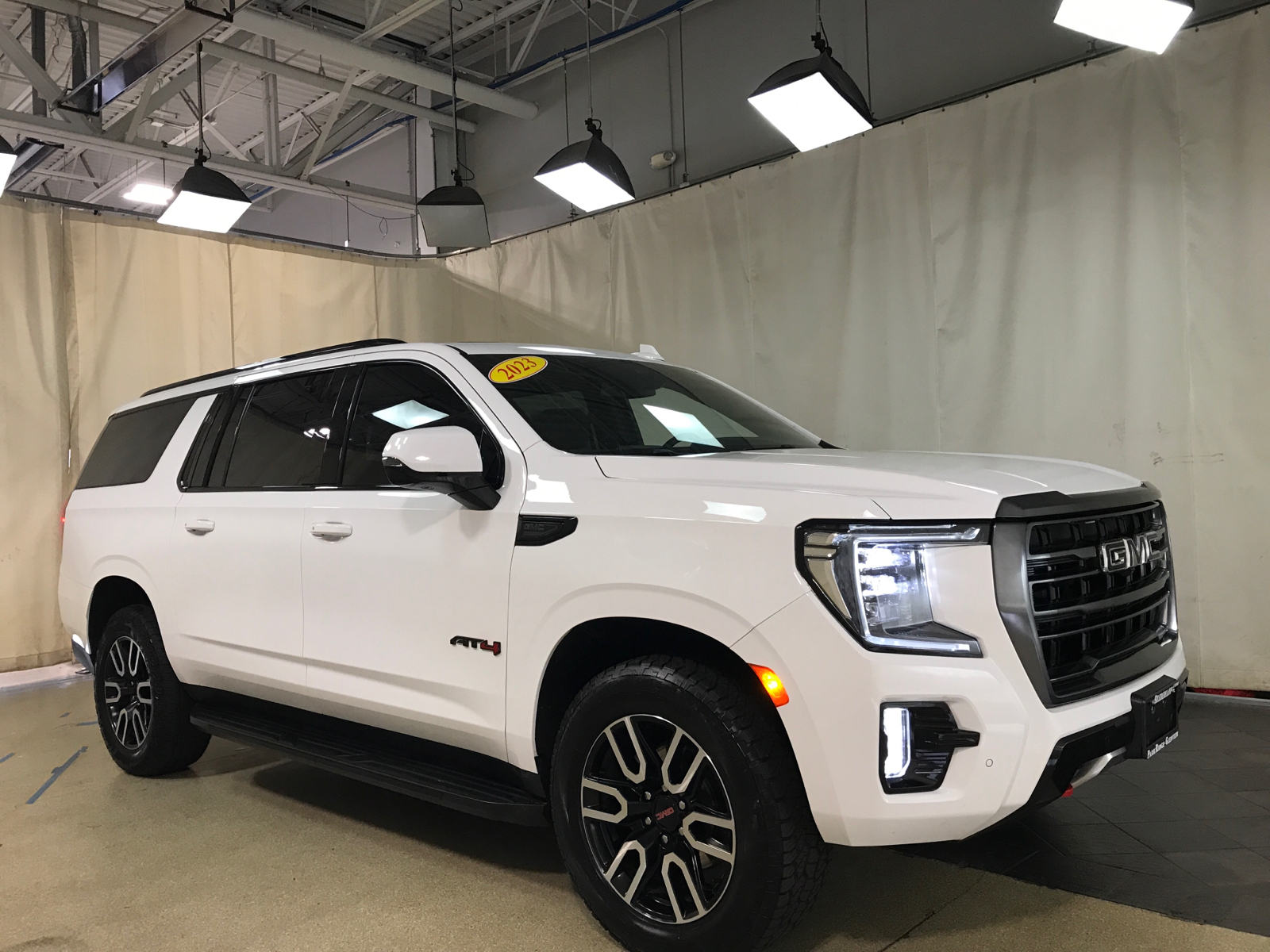 2023 GMC Yukon XL AT4 1