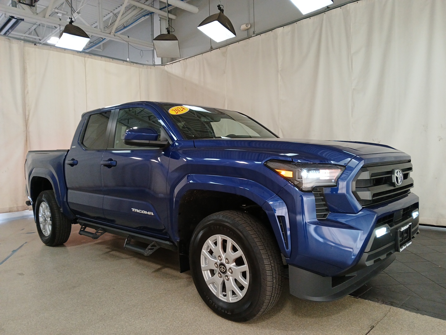 2024 Toyota Tacoma SR5 1