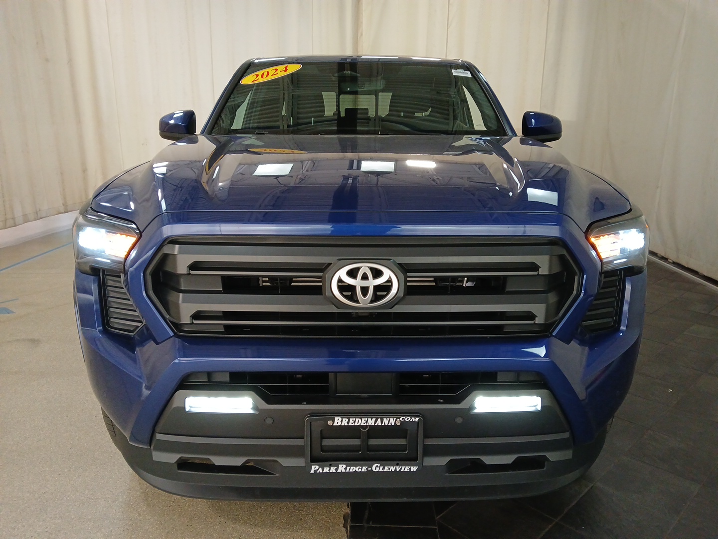 2024 Toyota Tacoma SR5 31