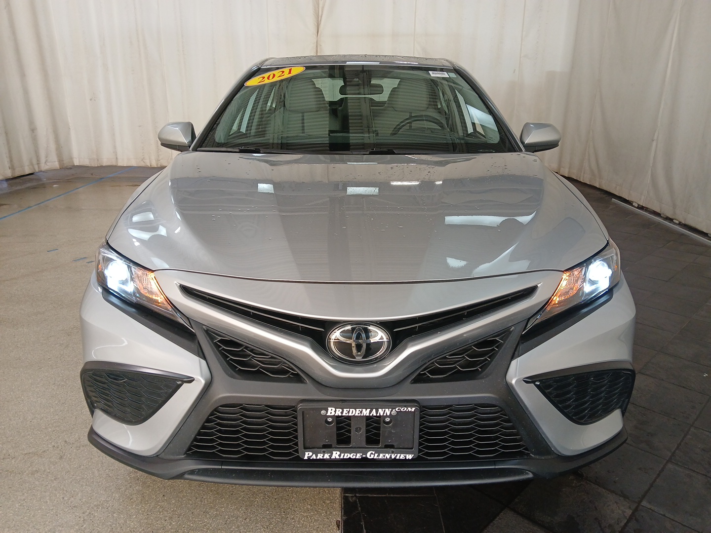 2021 Toyota Camry SE 26