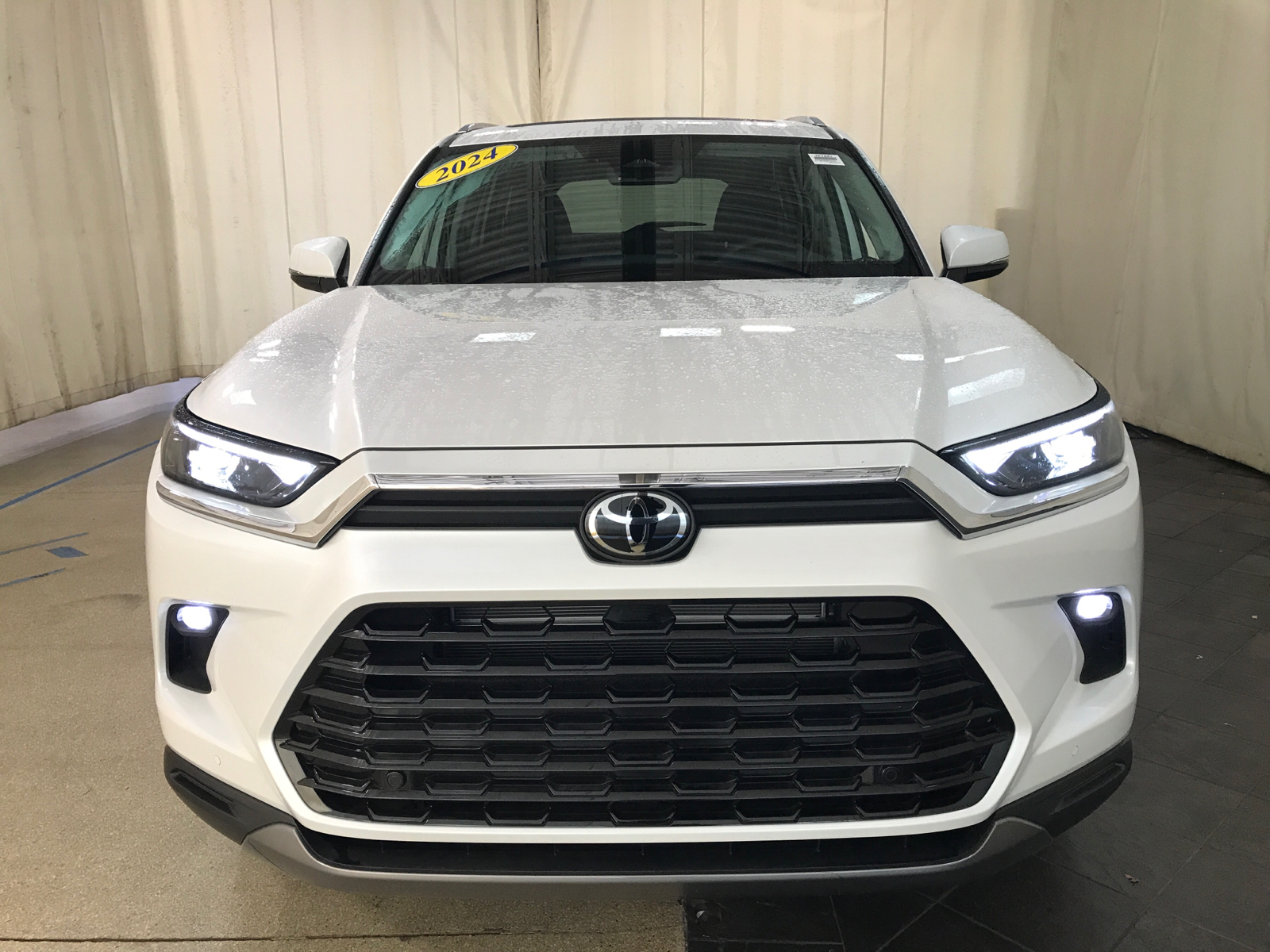 2024 Toyota Grand Highlander Hybrid Limited 36