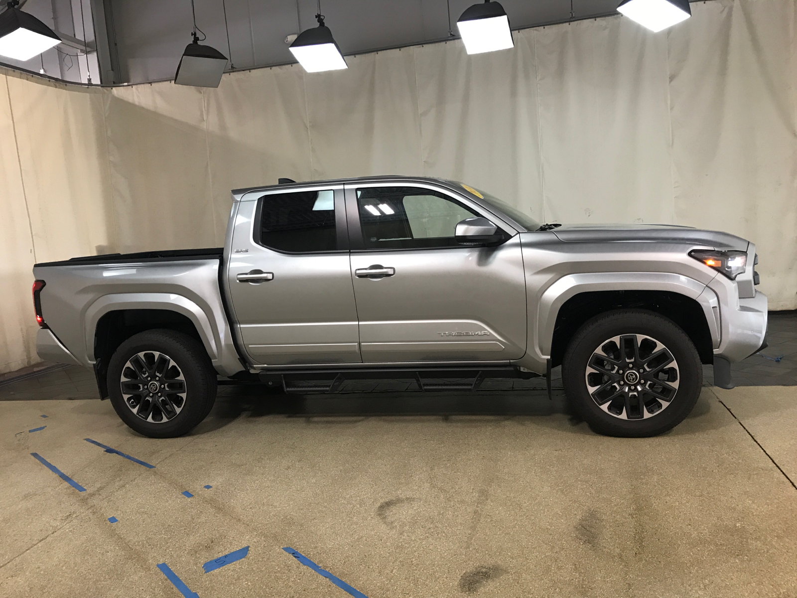 2024 Toyota Tacoma SR5 2