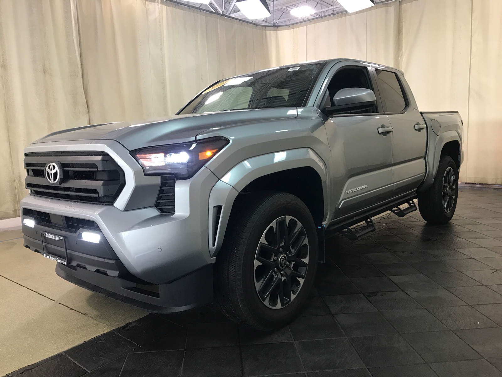 2024 Toyota Tacoma SR5 5