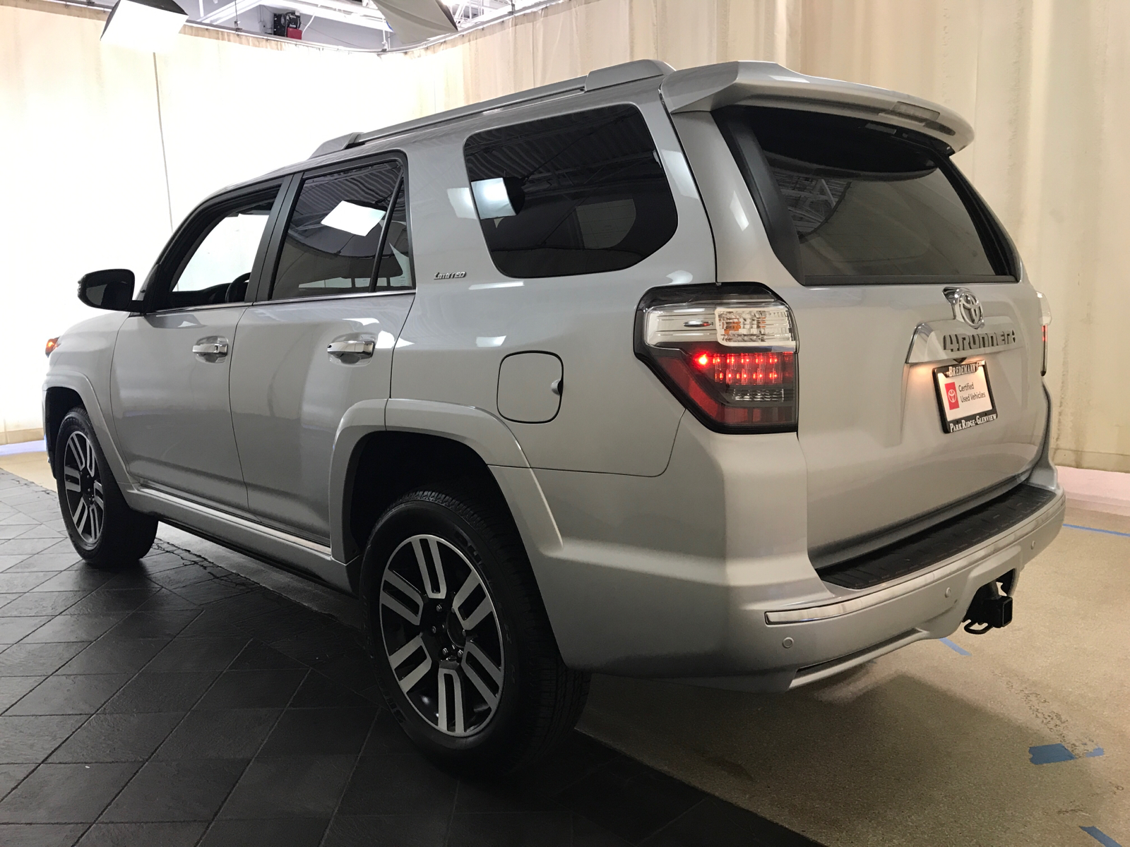 2023 Toyota 4Runner Limited 4