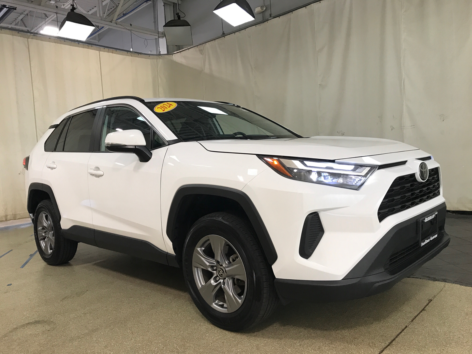 2024 Toyota RAV4 XLE 1