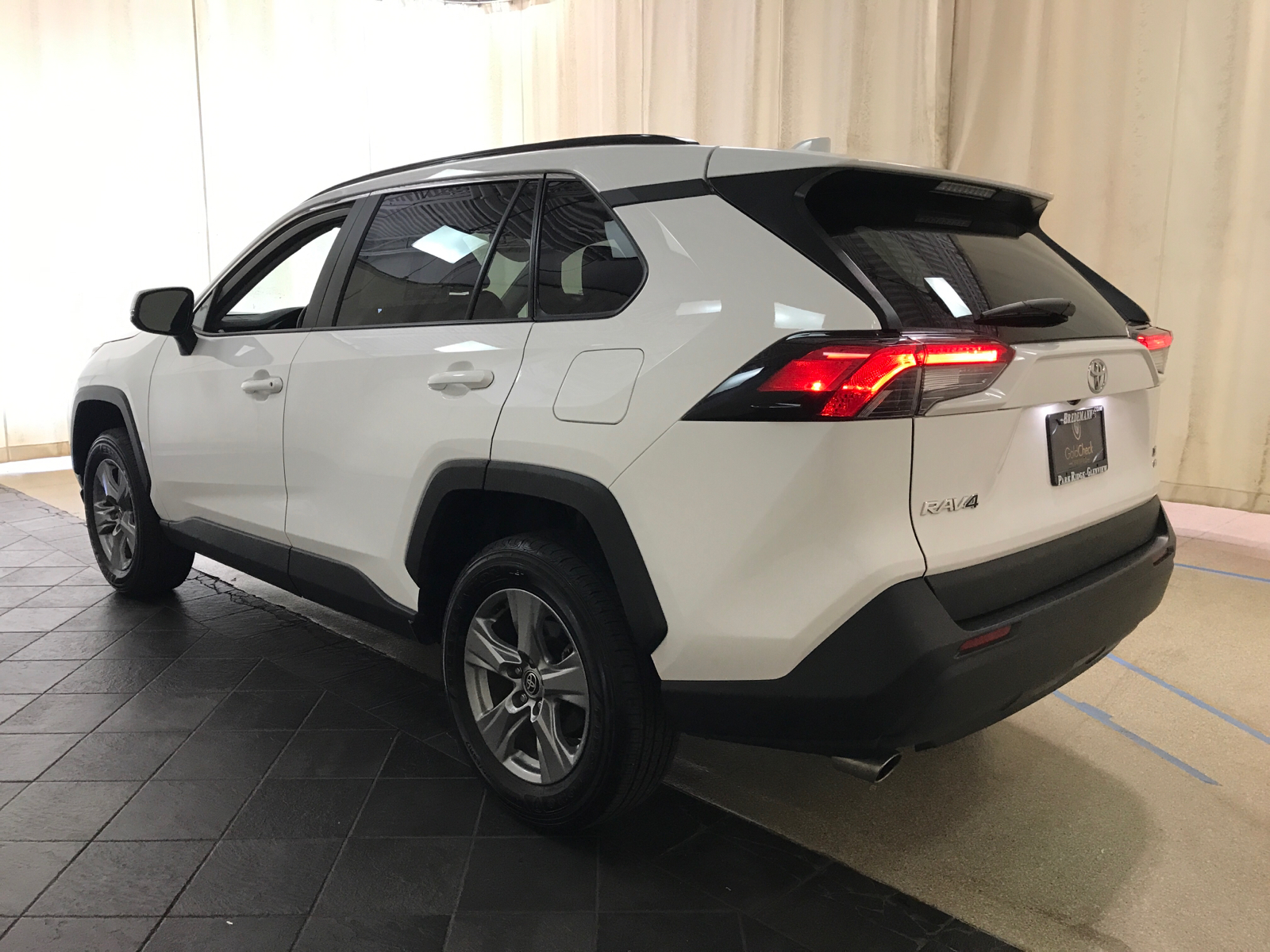 2024 Toyota RAV4 XLE 4