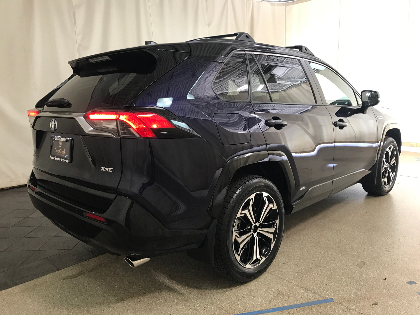 2024 Toyota RAV4 Prime XSE 3